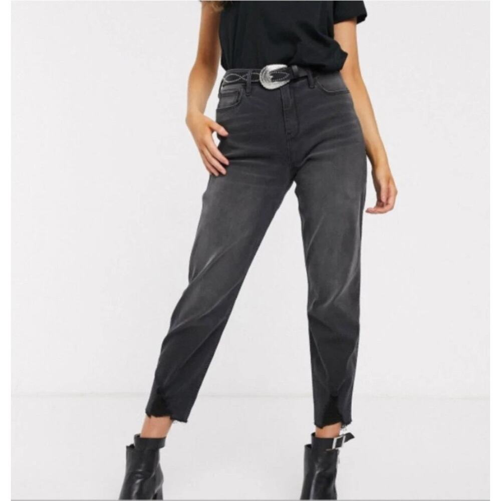 Hollister Ultra High Rise Mom Jeans‎ Washed Black Raw Hem Womens 5s Soft Grunge